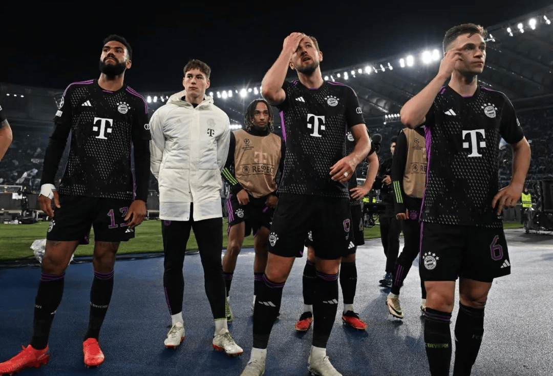 巴萨梅西进球破纪录欧冠历史时刻（梅西欧冠破纪录，巴萨见证历史一刻）