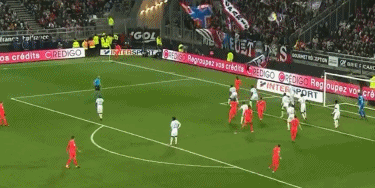 英超-水晶宫1-2曼联：你不看好他时，他雄起｜前瞻（英超前瞻：曼联2-1客胜水晶宫，他越不被看好越能爆发）