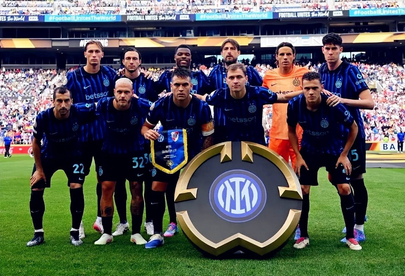 真的怪法老？萨拉赫近4场比赛未首发利物浦不败，此前3连败（真该怪萨拉赫吗？他近4场未首发时利物浦保持不败，之前却遭三连败）