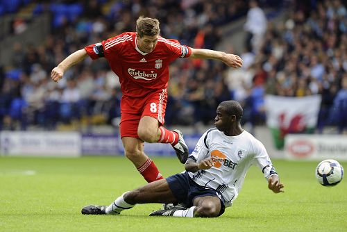 海港亚冠出线形势：剩余2轮落后晋级区6分，下轮不胜将被淘汰（海港亚冠出线告急：仅剩两轮仍落后6分，下轮不胜即遭淘汰）