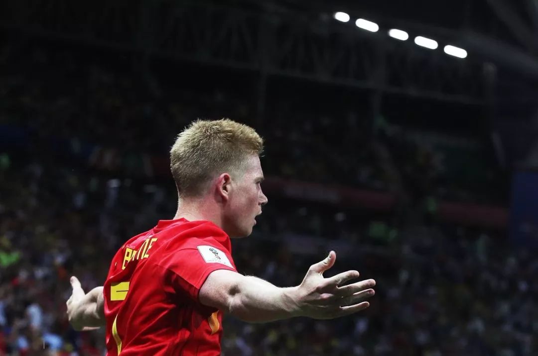 记者：申花本周二结束假期，重新集结备战今年的亚冠收官战（记者：申花周二收假归队，再度集结冲刺今年亚冠收官战）